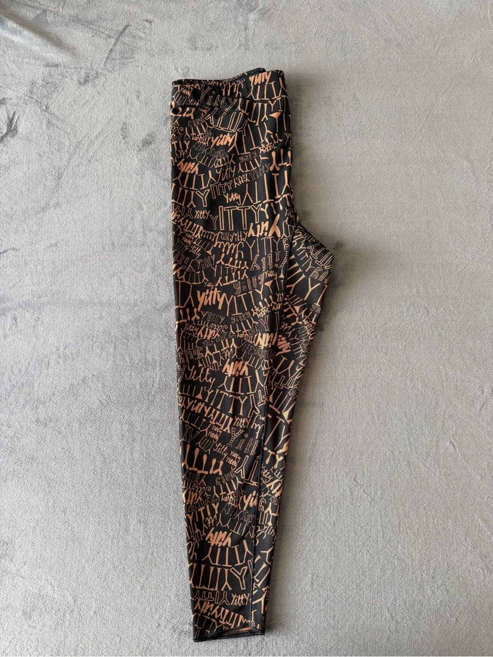 YITTY Black Leggings with Bronze Logo Print - Picture 4 of 10
